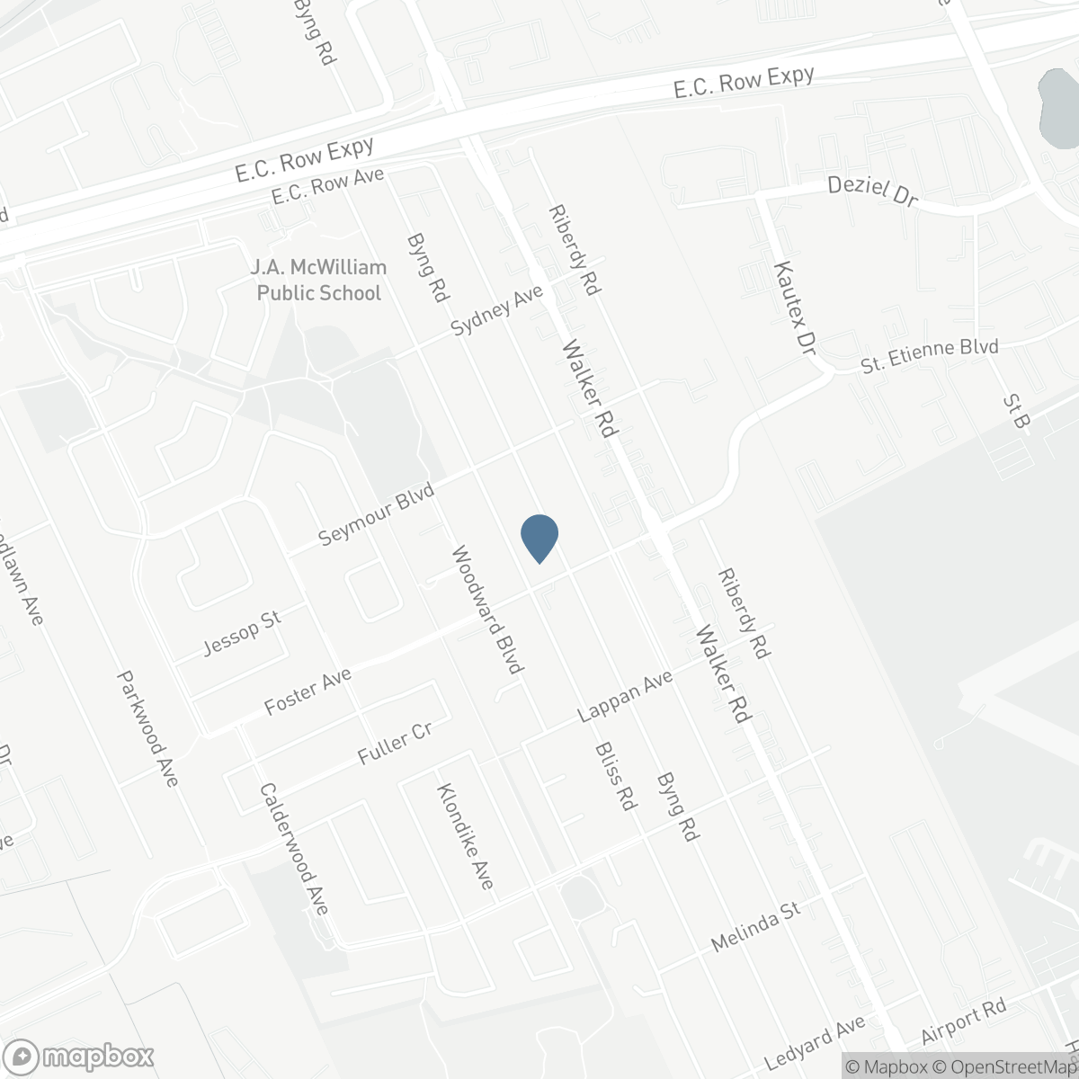 3371 BYNG, Windsor, Ontario N8W 3H3